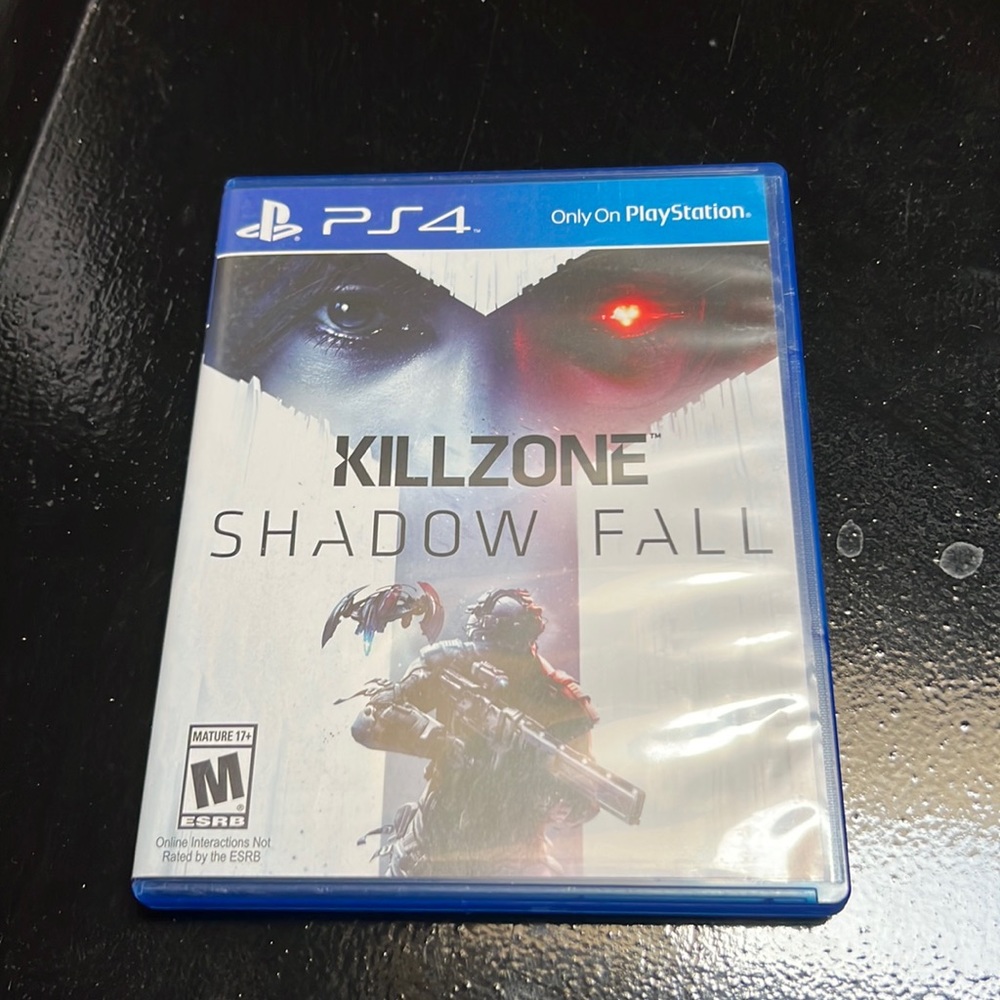 Killzone Shadow Fall. PS4 PlayStation 4 game. Great condition. Rated M.